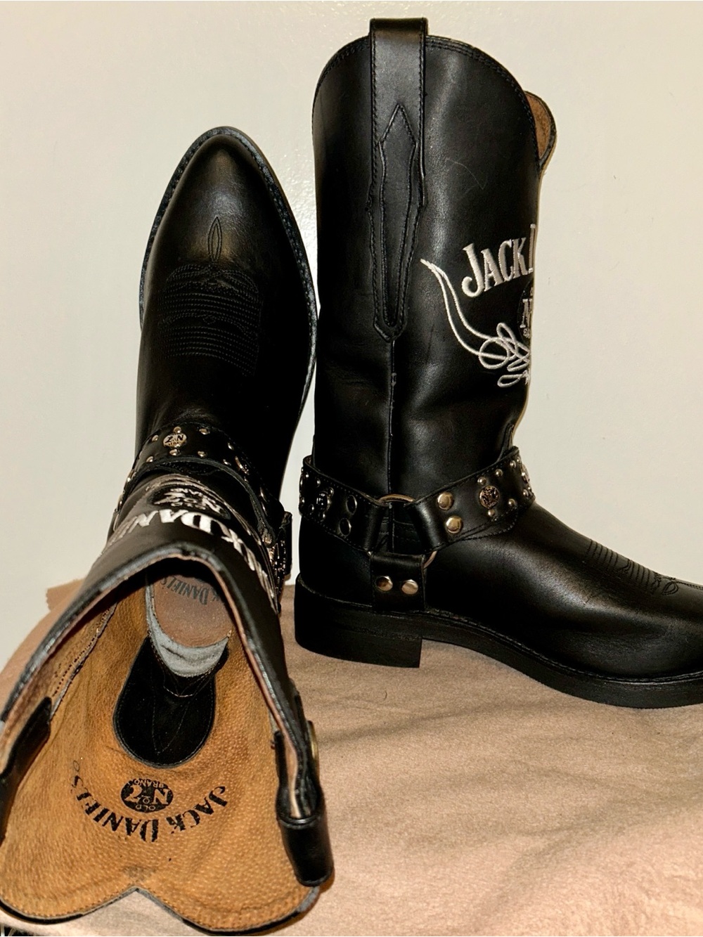 Jack Daniel's Old No. 7 Black Leather Harness Cowboy Boots. Vintage, size 9EE - Picture 11 of 15